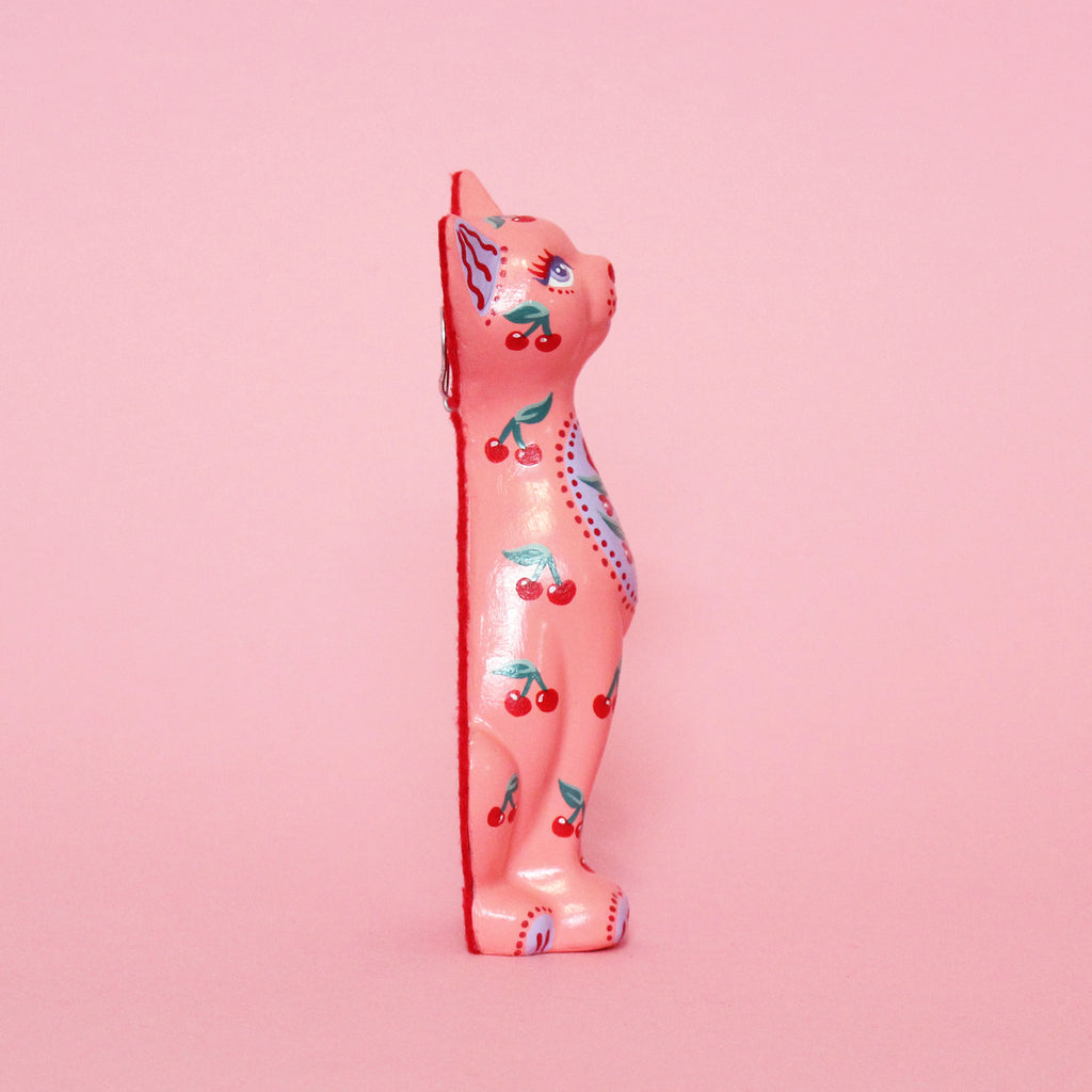 Kitschy Kitten Wall Hanging