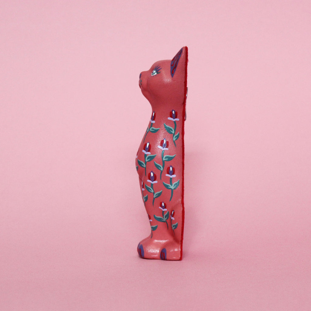 Kitschy Kitten Wall Hanging