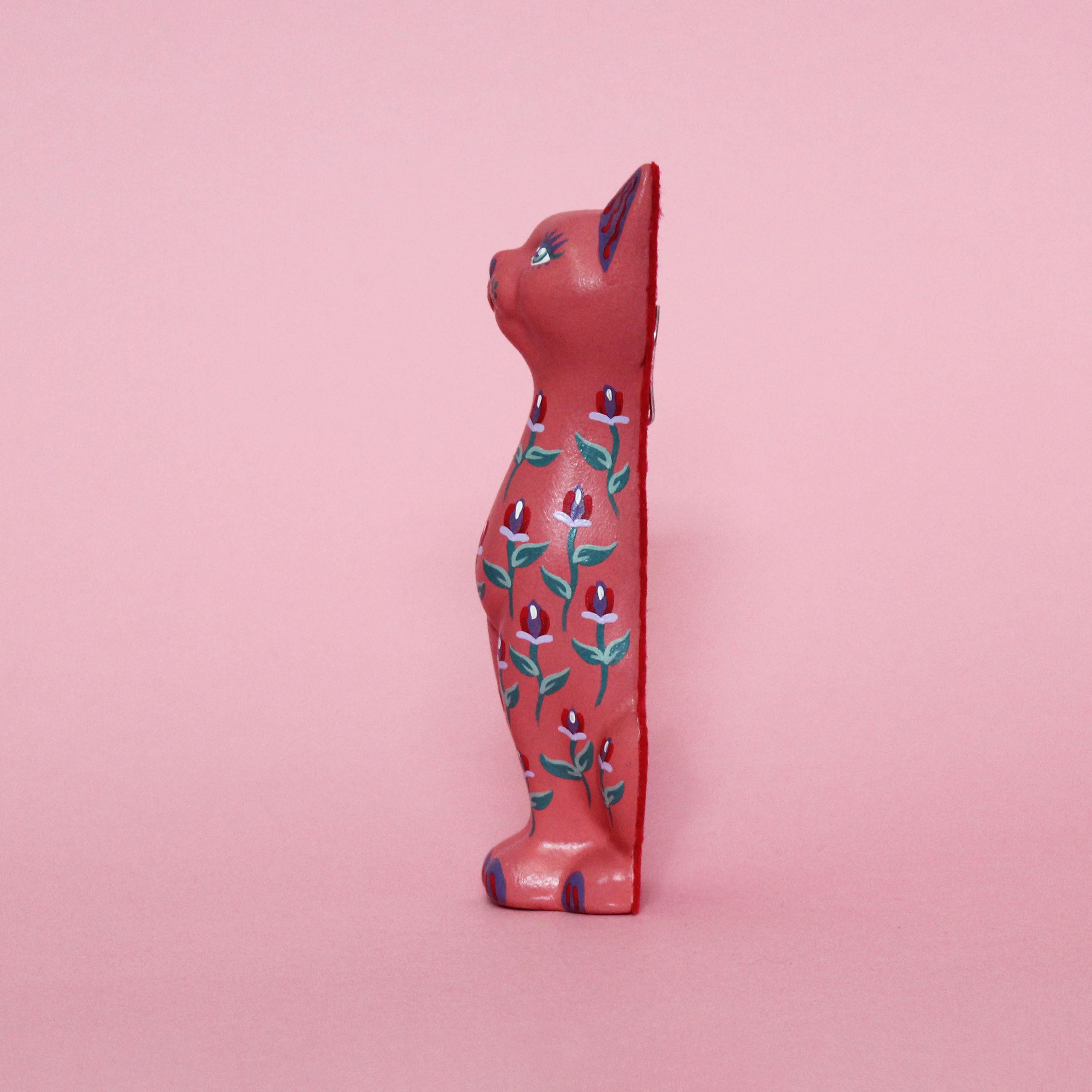Kitschy Kitten Wall Hanging