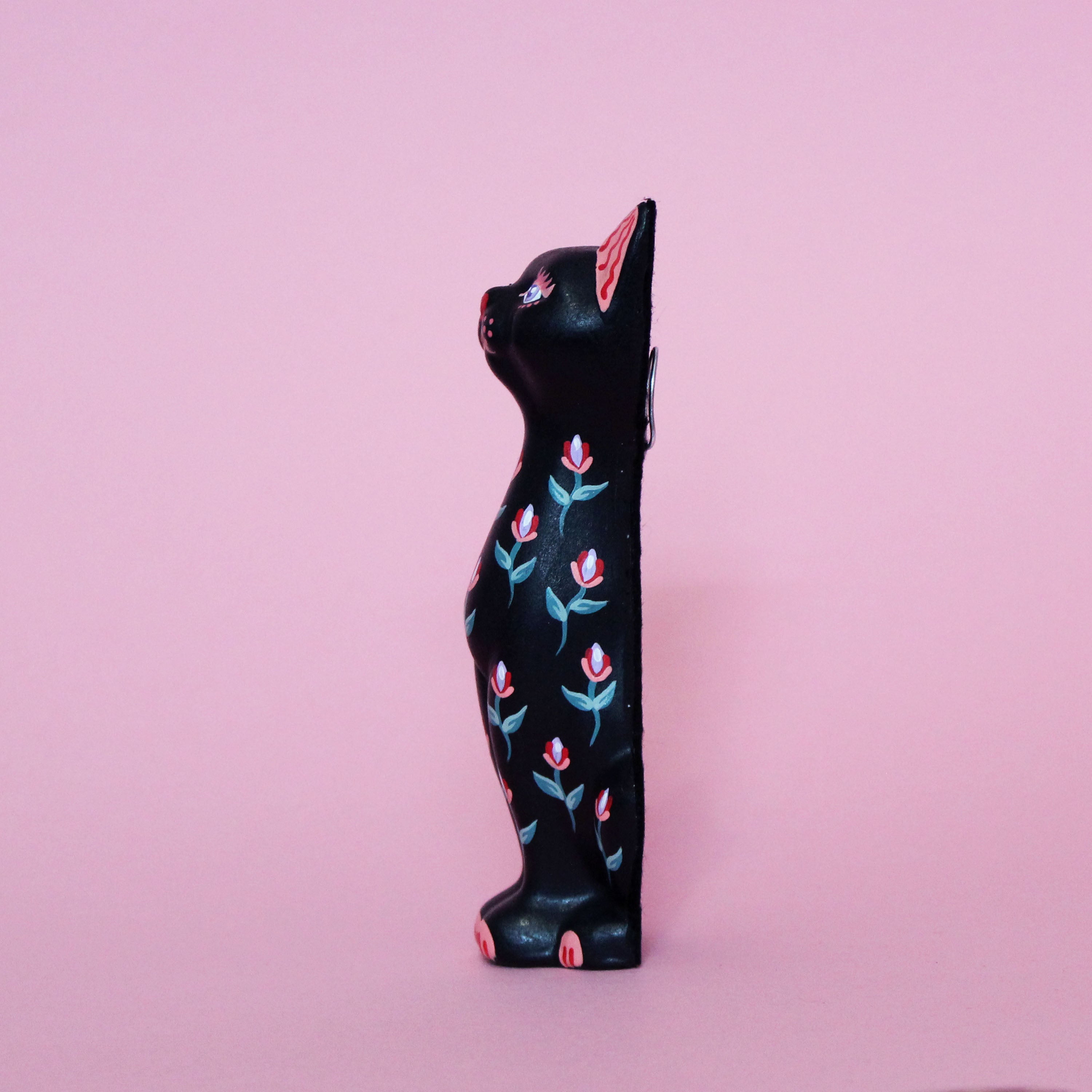 Kitschy Kitten Wall Hanging