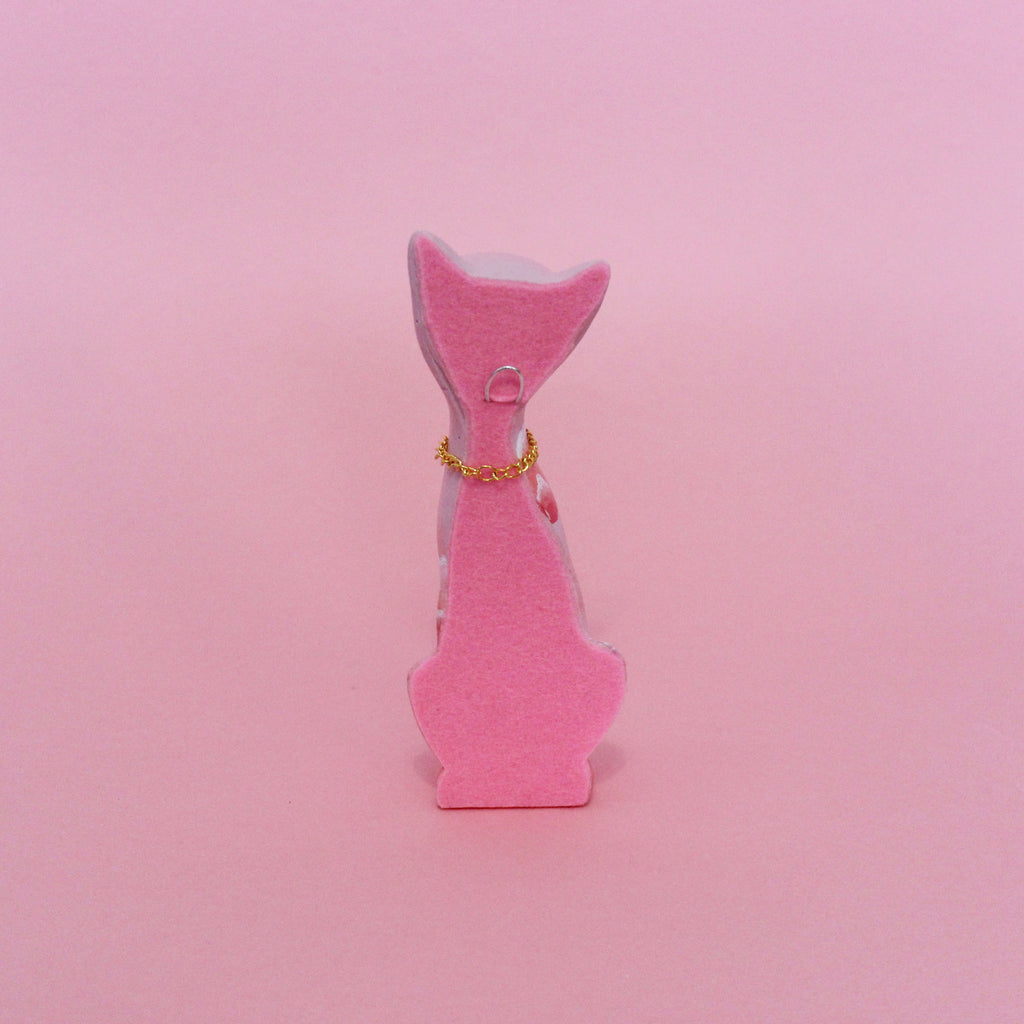 Valentines Kitschy Kitten Wall Hanging, Pink With Pink Clouds