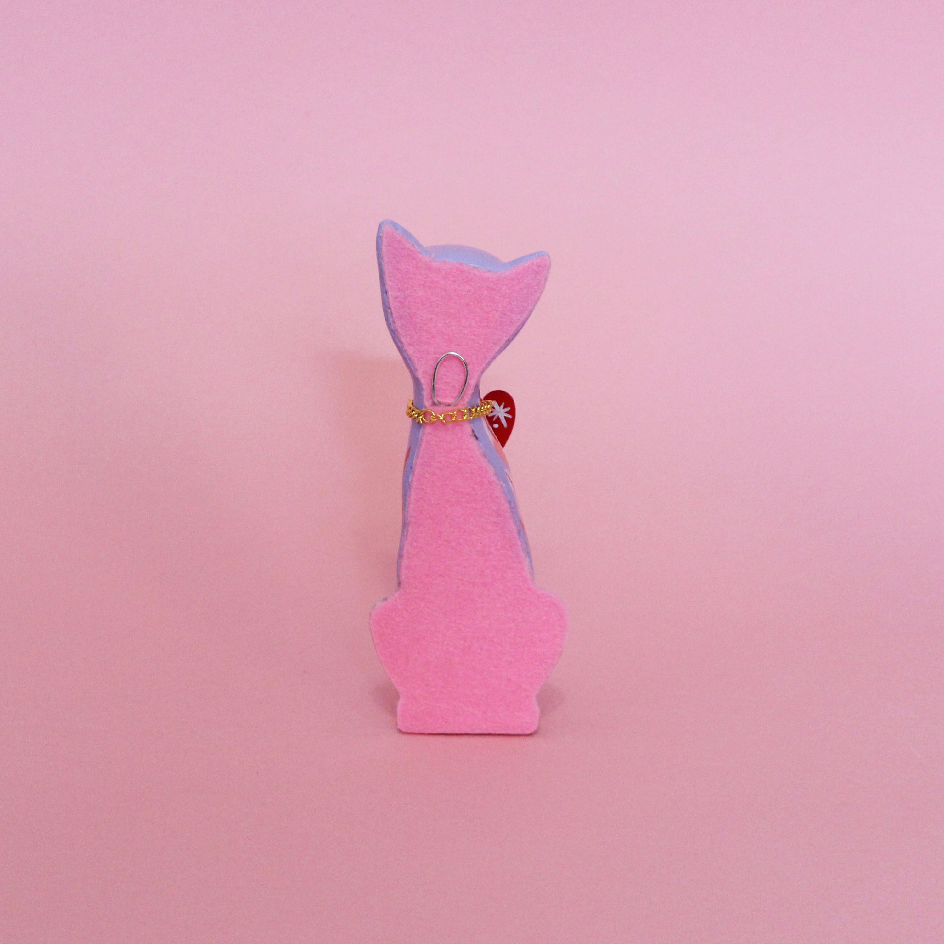 Valentines Kitschy Kitten Wall Hanging, Purple With Pink Florals