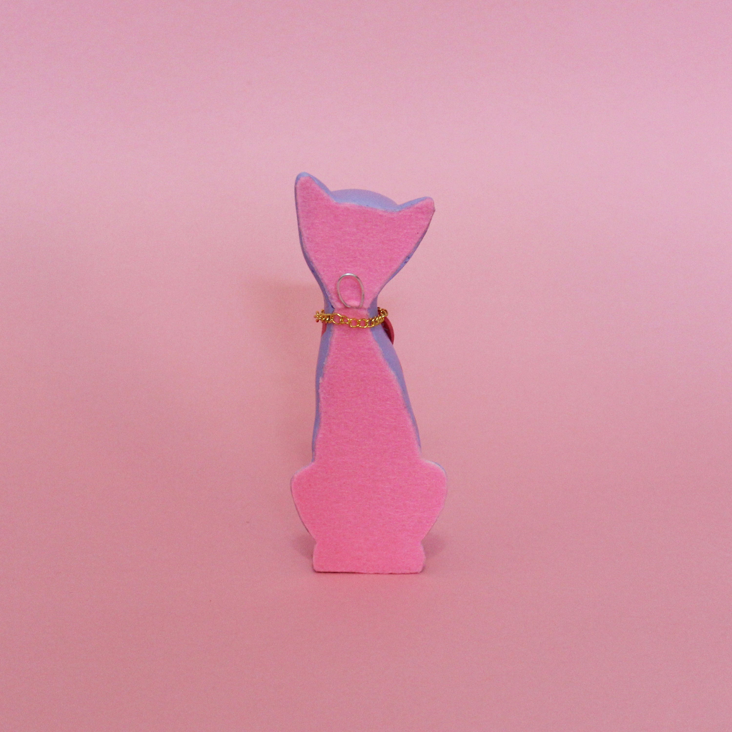 Valentines Kitschy Kitten Wall Hanging, Purple With Pink Hearts