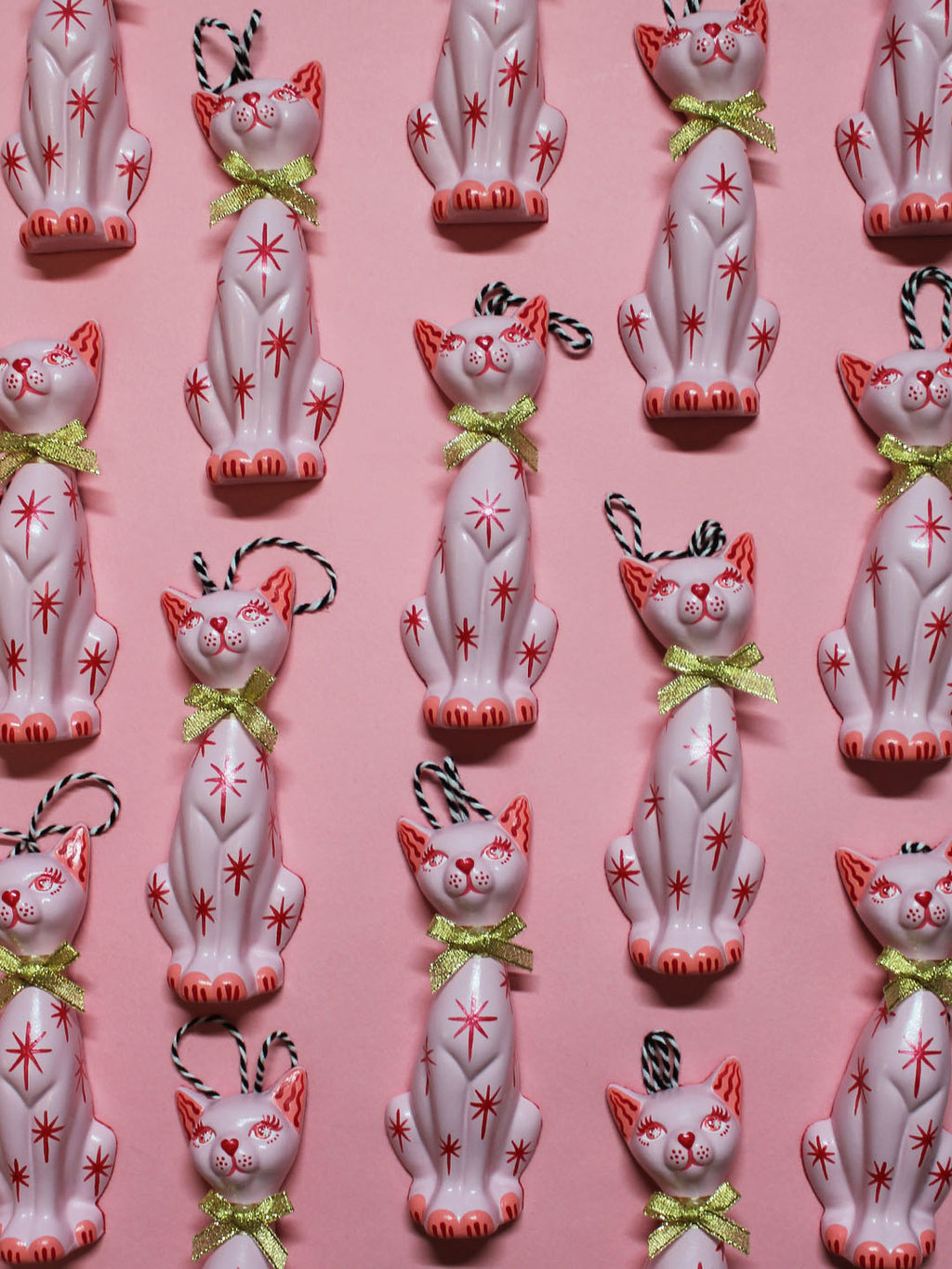 Pink Kitschy Kitten Single Bauble