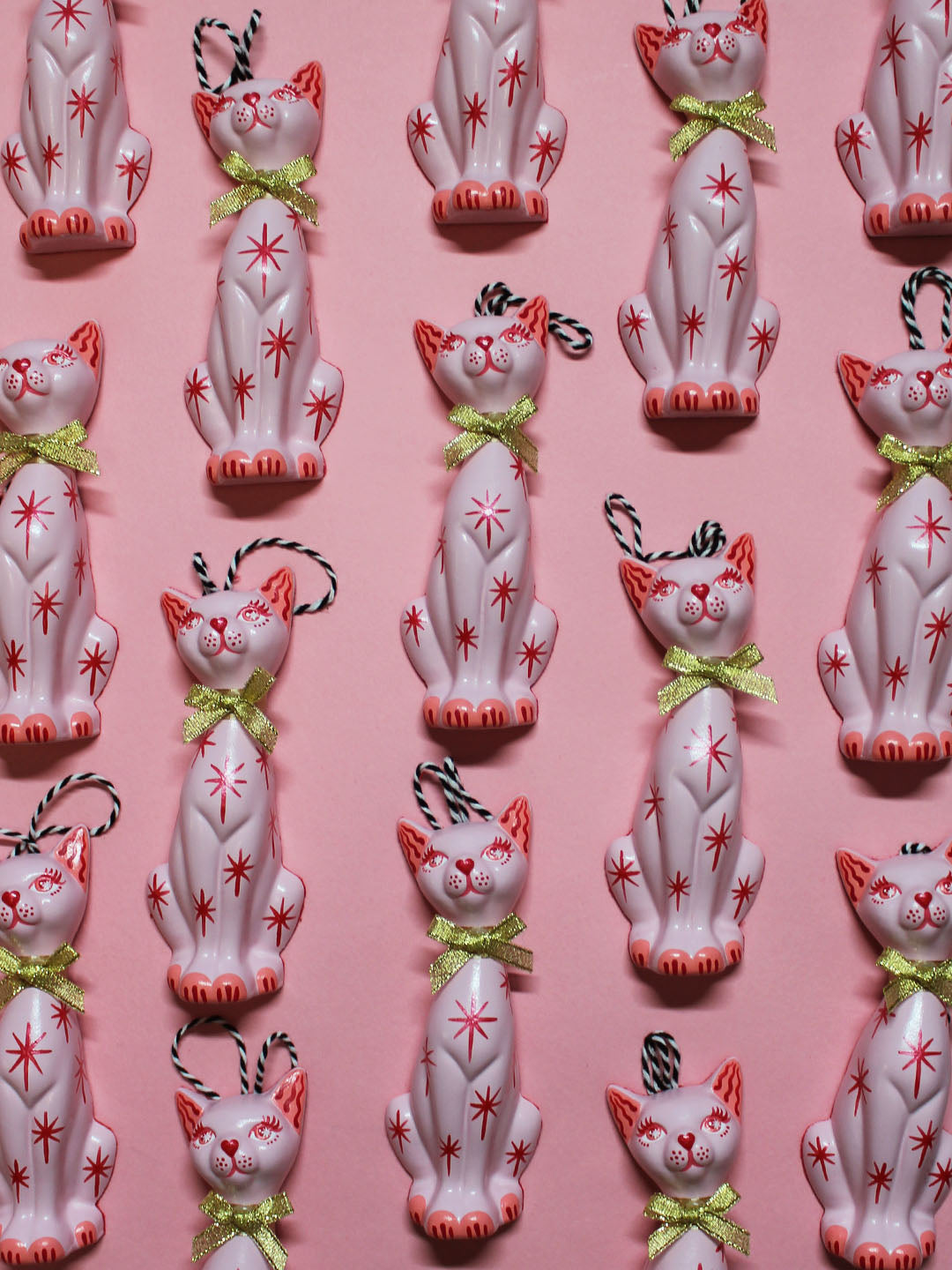 Pink Kitschy Kitten Single Bauble