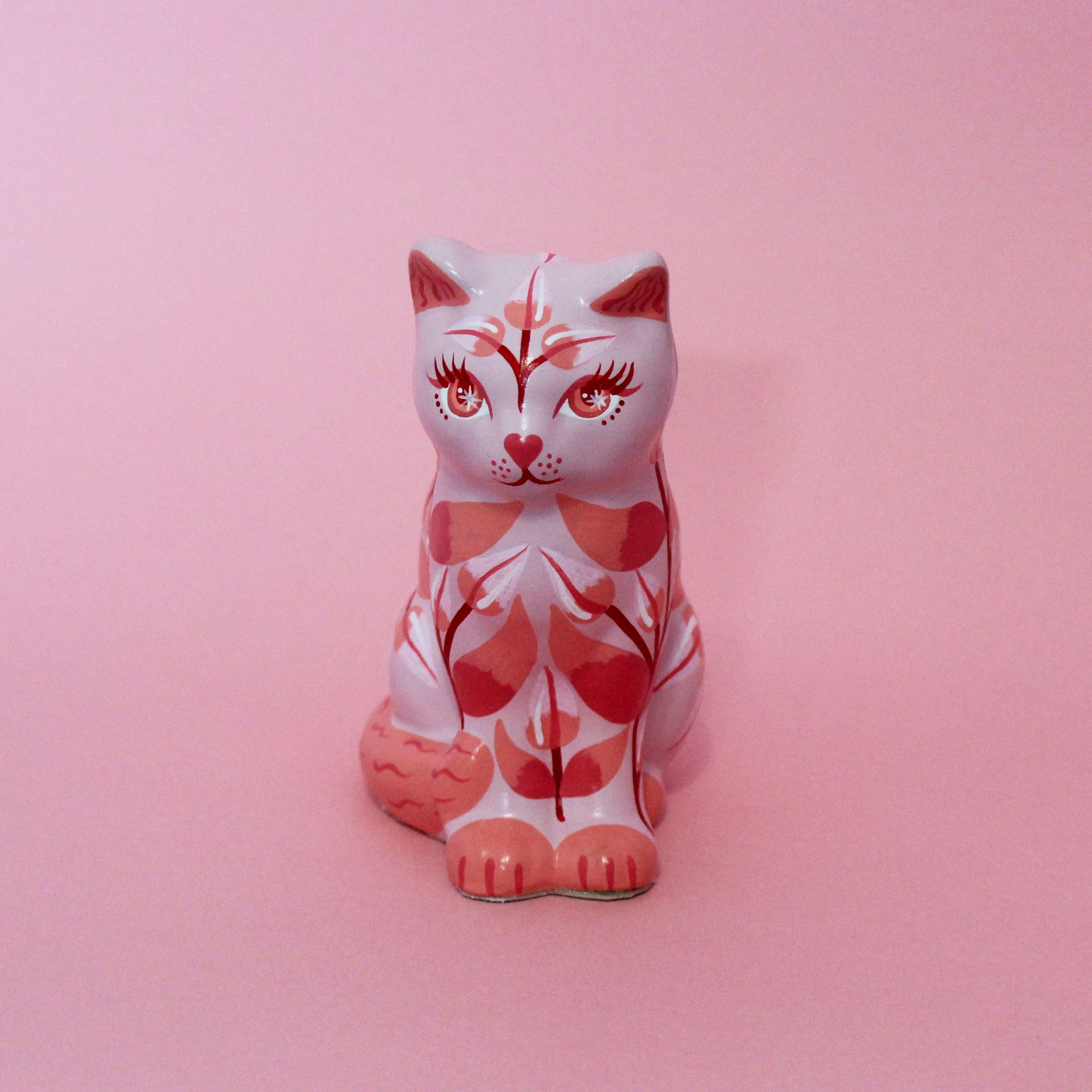 Large Kitschy Cat in Pink