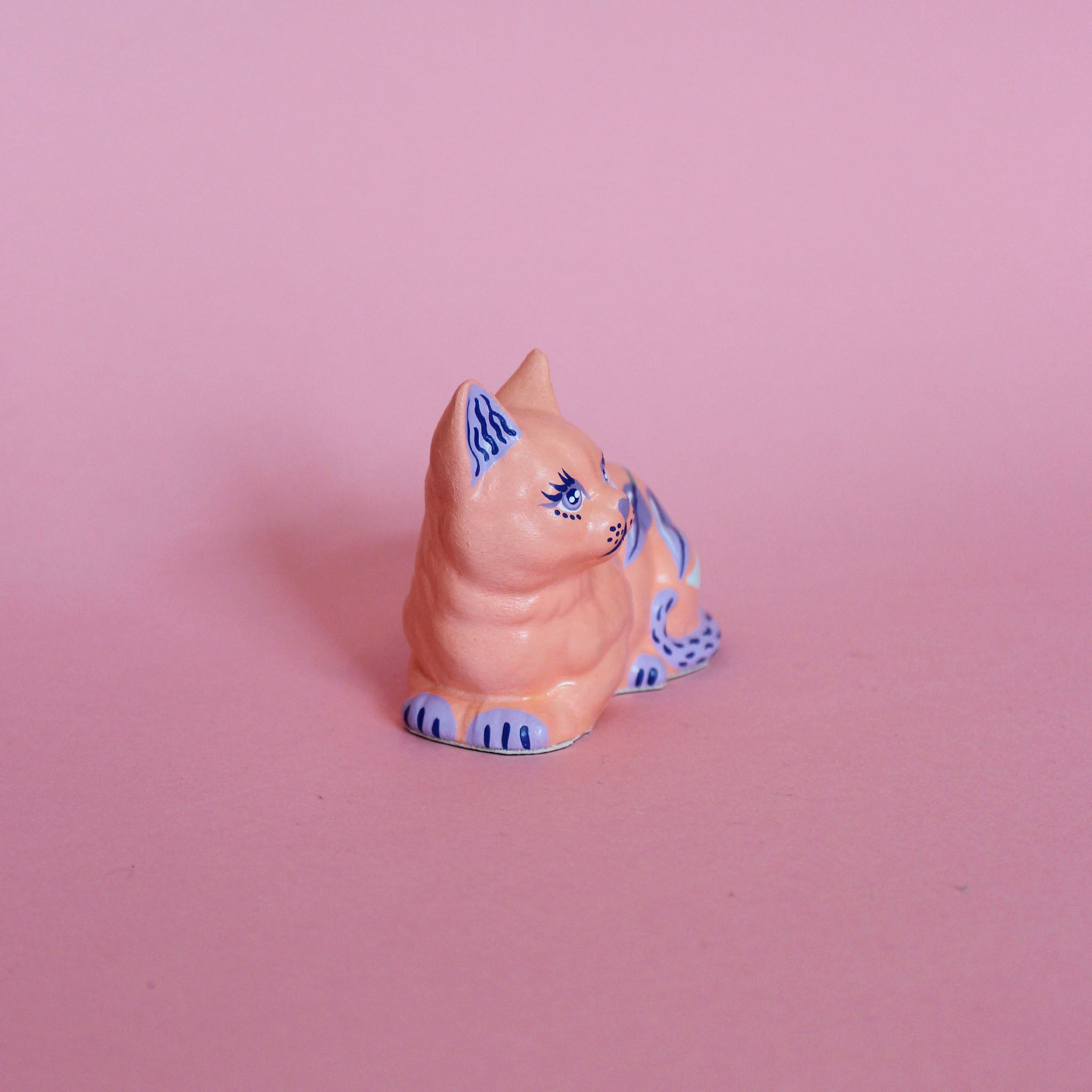 Small Loaf Kitschy Cat in Peach