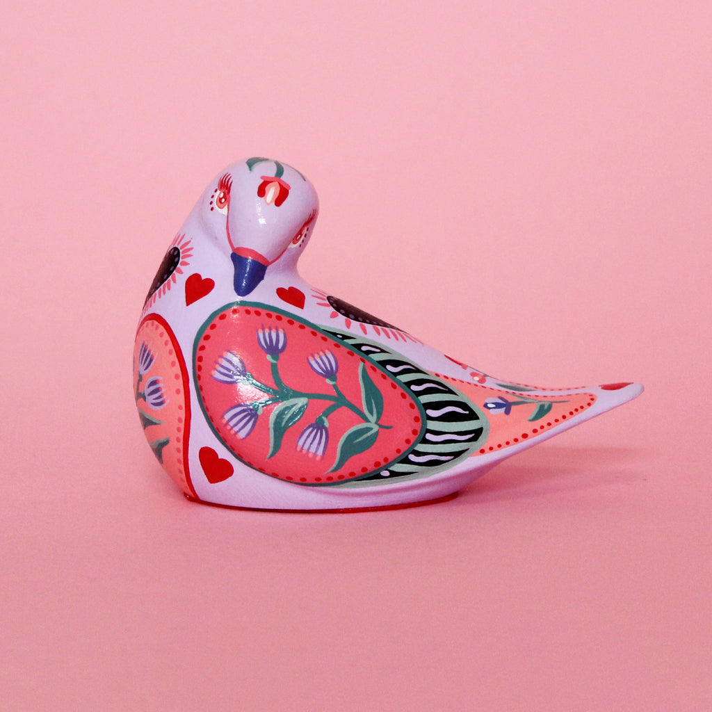 Lovebird Pigeon Statue
