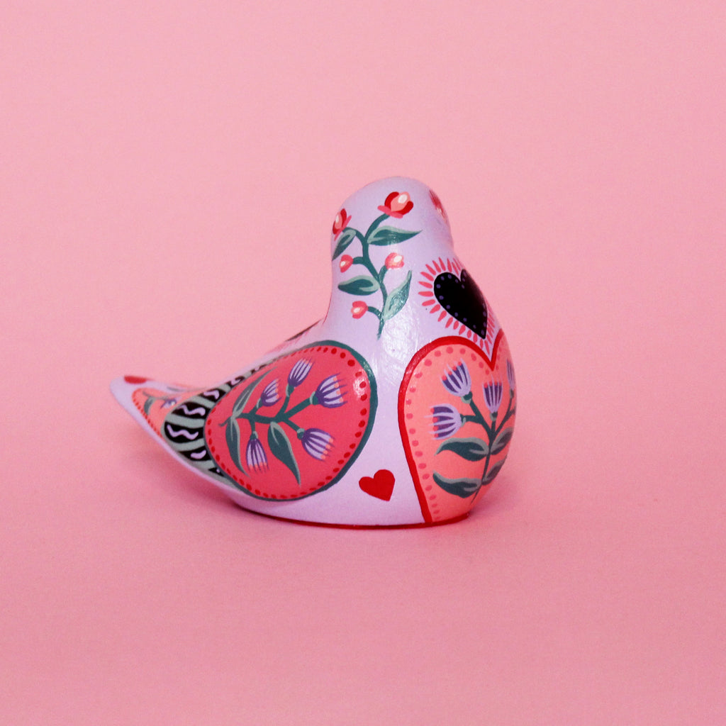 Lovebird Pigeon Statue