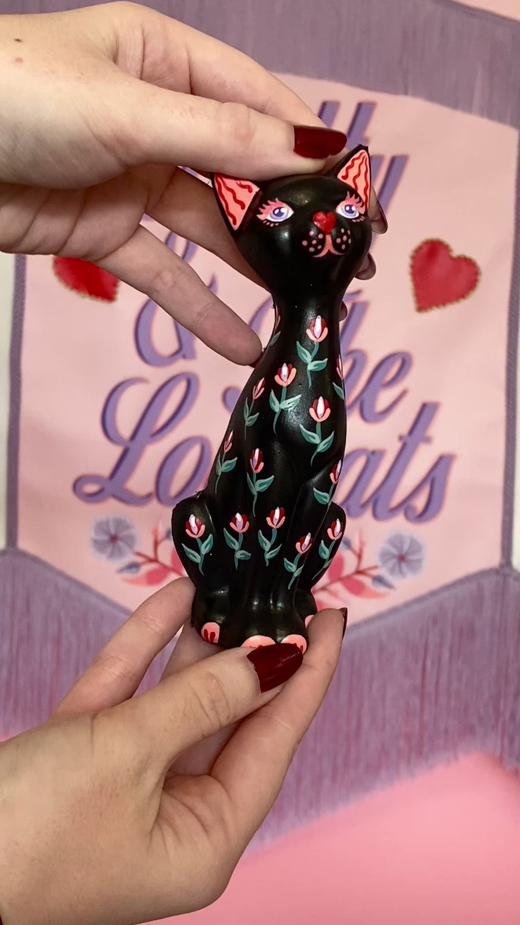 Kitschy Kitten Wall Hanging