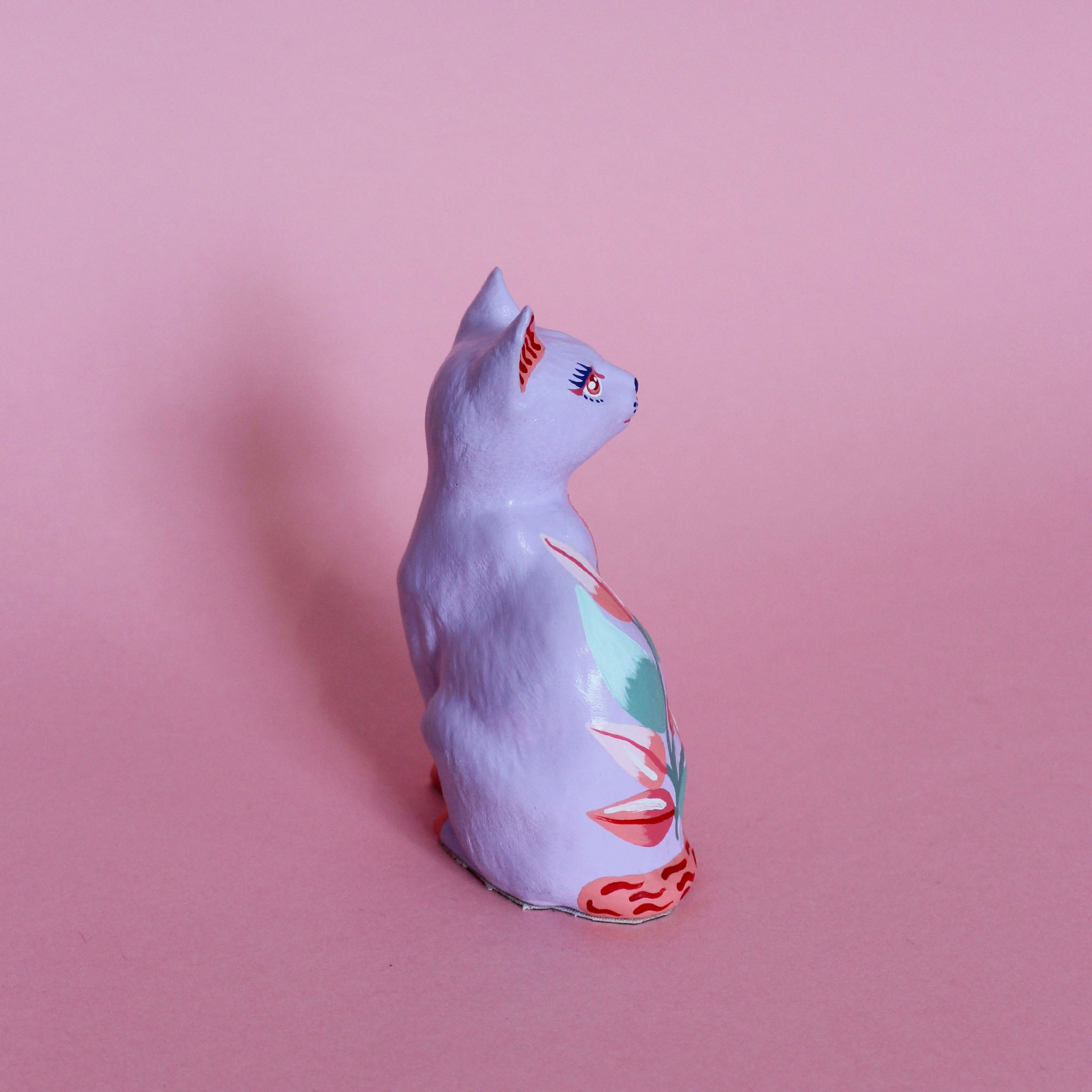 Small Sitting Kitschy Cat in Purple
